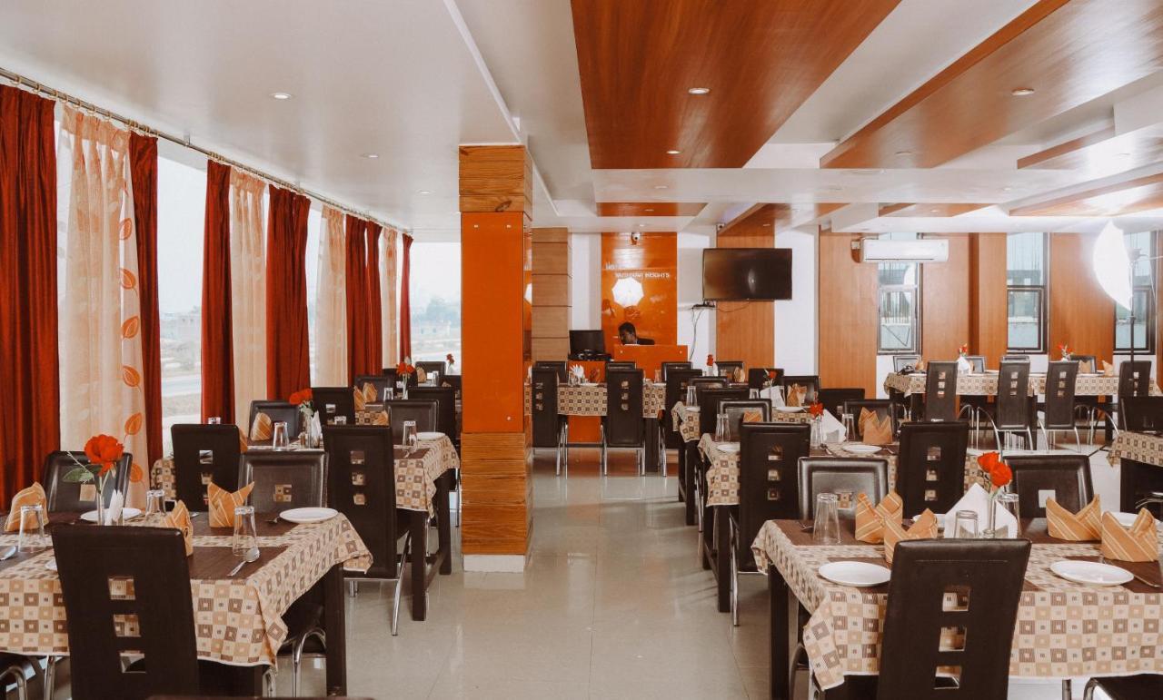 Hotel Vaishnavi Heights Aurangabad  Extérieur photo