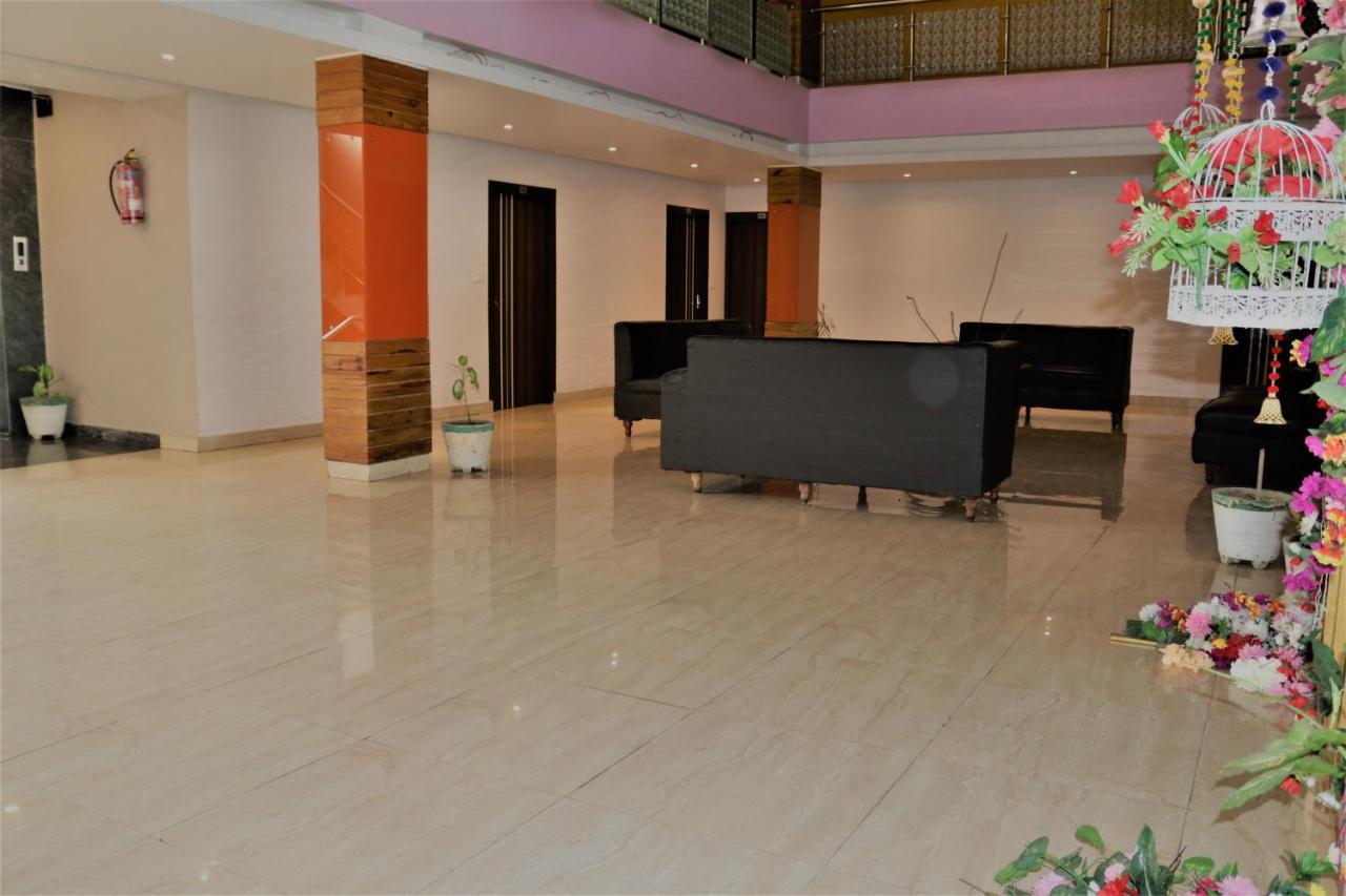 Hotel Vaishnavi Heights Aurangabad  Extérieur photo