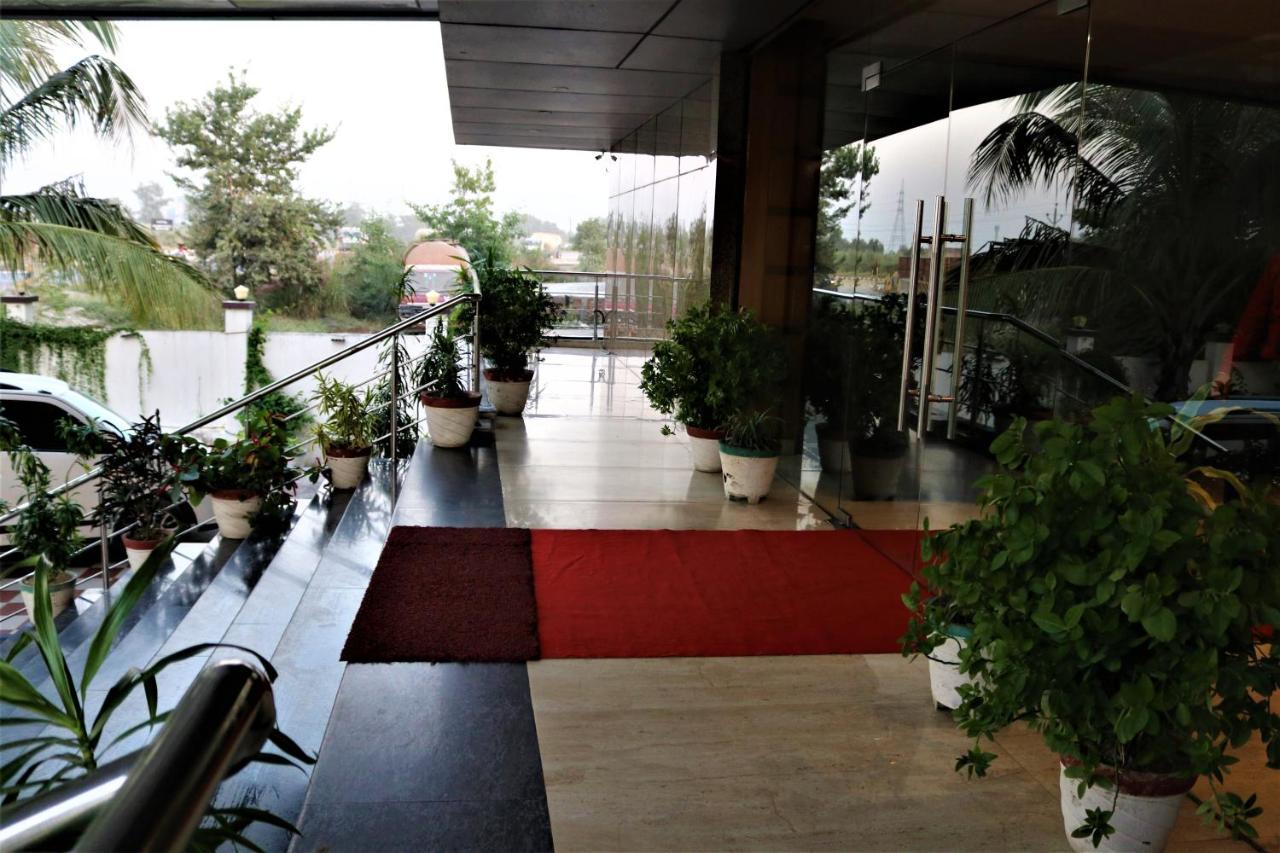 Hotel Vaishnavi Heights Aurangabad  Extérieur photo
